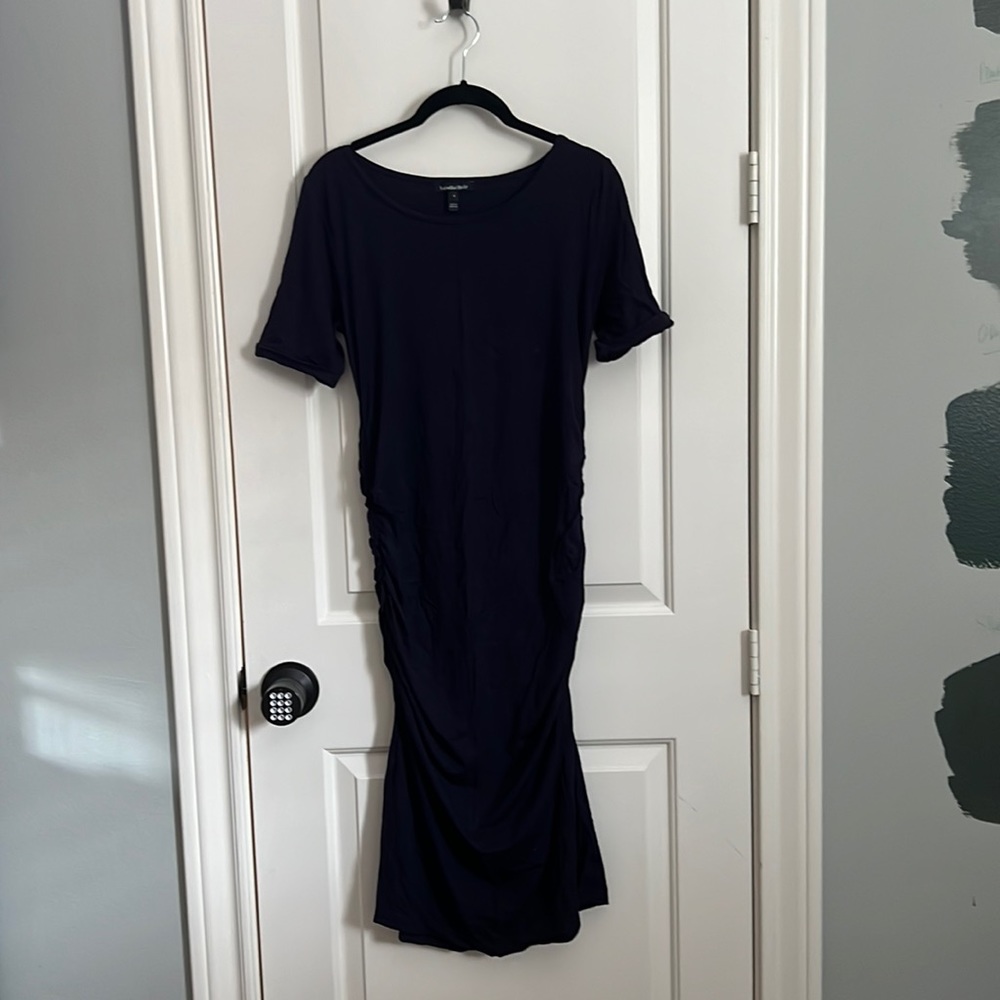 Isabella Oliver ruched knit maternity dress